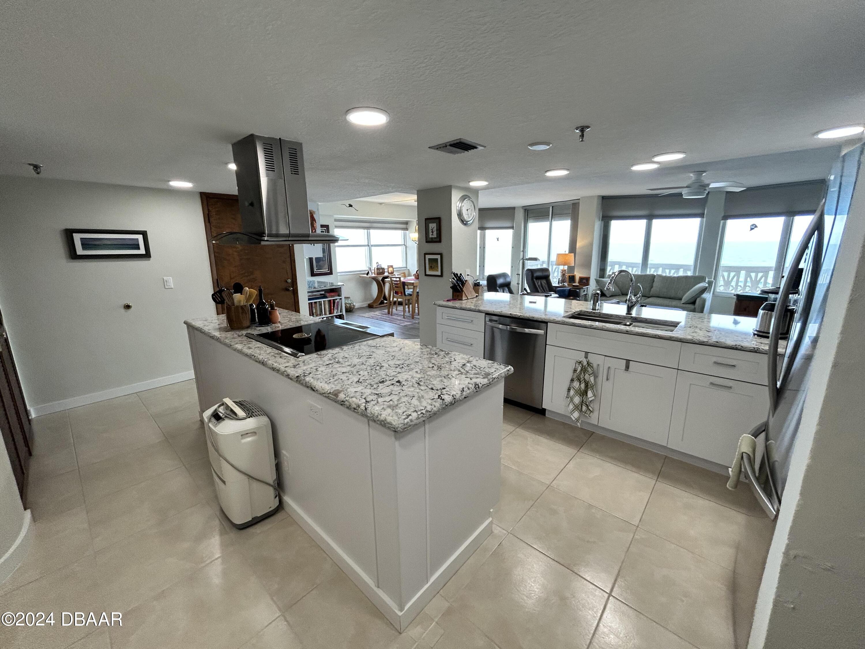 1051 Ocean Shore Boulevard, Unit 601 Ormond Beach, FL 32176 - Photo 2 of 11 Kitchen