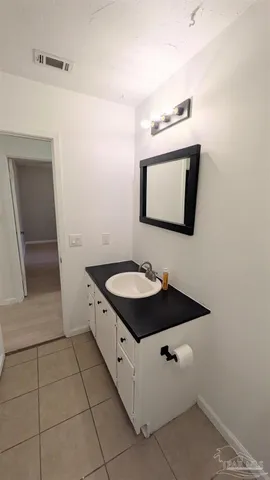 $1,695 | 5317 East Avenida De Golf, Pace, FL 32571