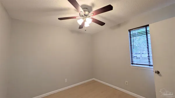 $1,595 | 5317 East Avenida De Golf, Pace, FL 32571