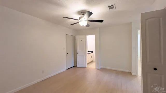 $1,695 | 5317 East Avenida De Golf, Pace, FL 32571