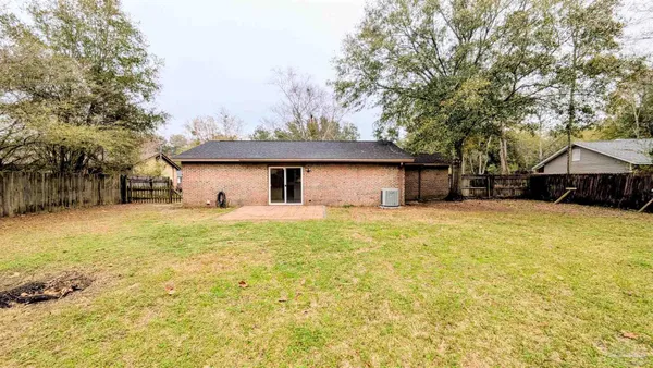 $1,595 | 5317 East Avenida De Golf, Pace, FL 32571
