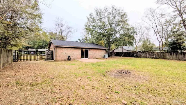 $1,695 | 5317 East Avenida De Golf, Pace, FL 32571