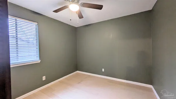 $1,595 | 5317 East Avenida De Golf, Pace, FL 32571