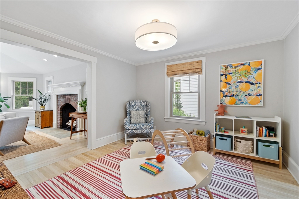 85 Pine Street Concord, MA 01742 - Photo 11 of 41