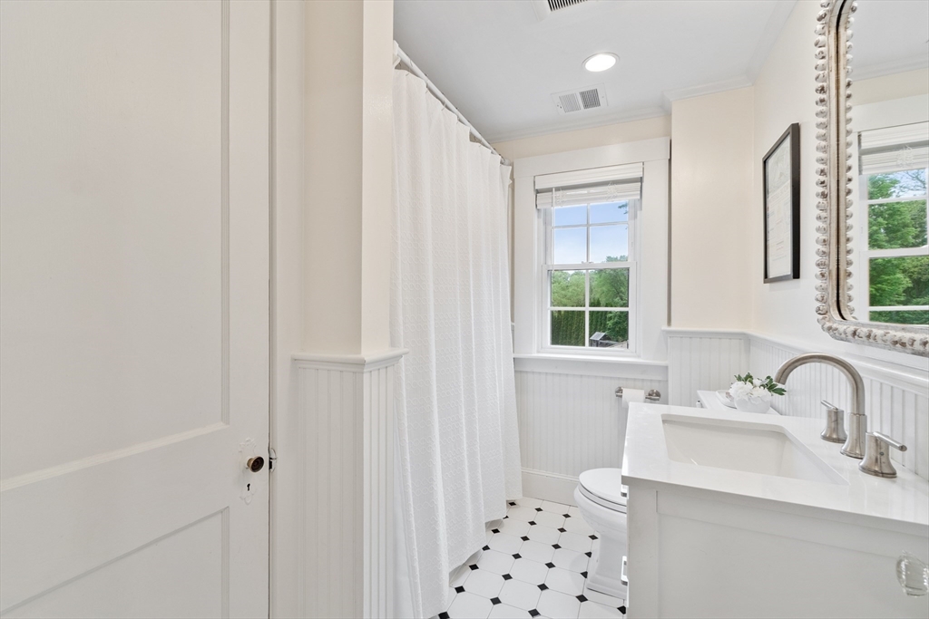 85 Pine Street Concord, MA 01742 - Photo 23 of 41