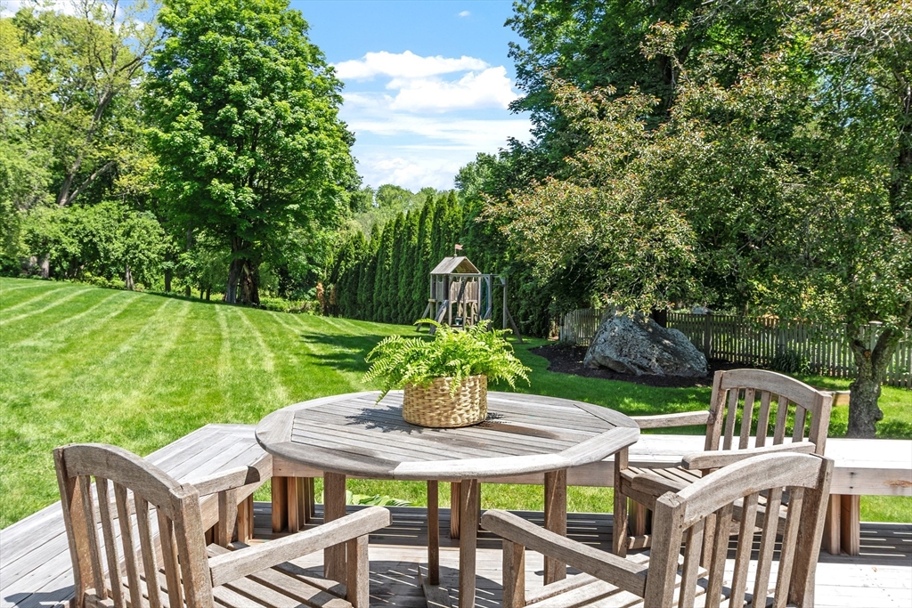 85 Pine Street Concord, MA 01742 - Photo 37 of 41