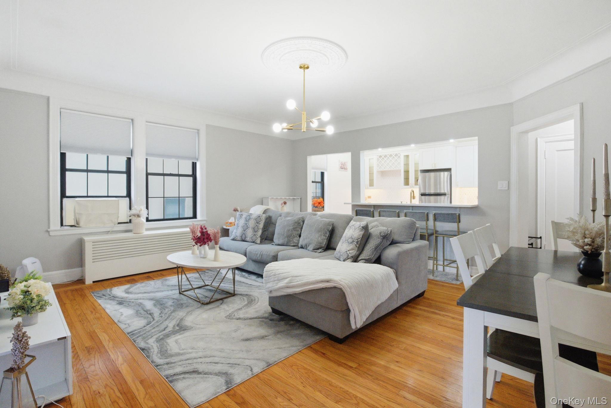 26 Pondfield Road, Unit 4F Bronxville, NY 10708 - Photo 4 of 20