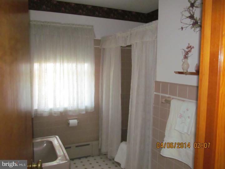4000 Apple Road Bristol, PA 19007 - Photo 20 of 25 Gallery Image 20