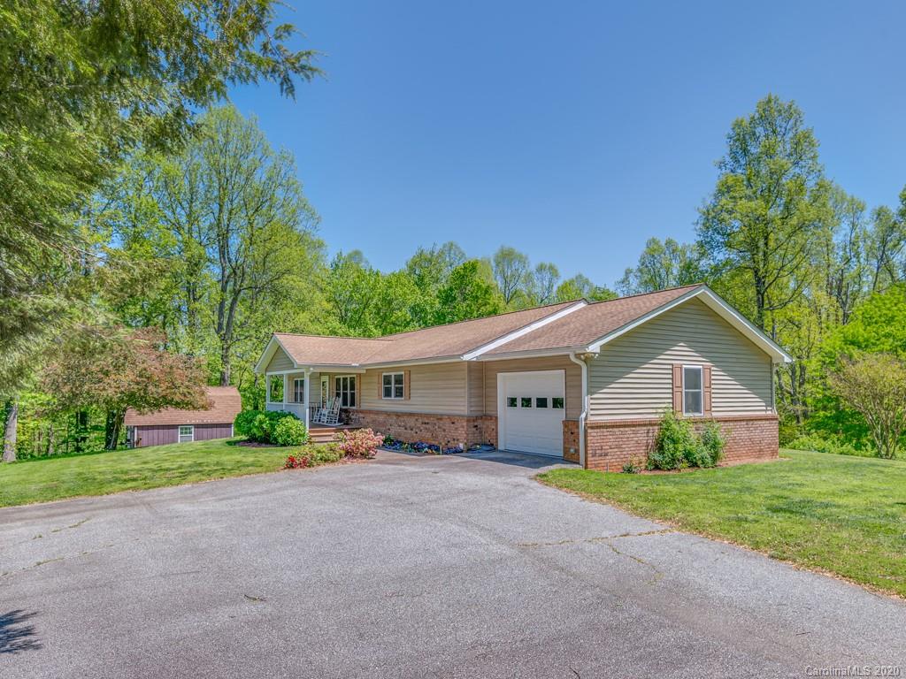 298 Macedonia Church Road Saluda, NC 28773 - Photo 2 of 48 Gallery Image 2