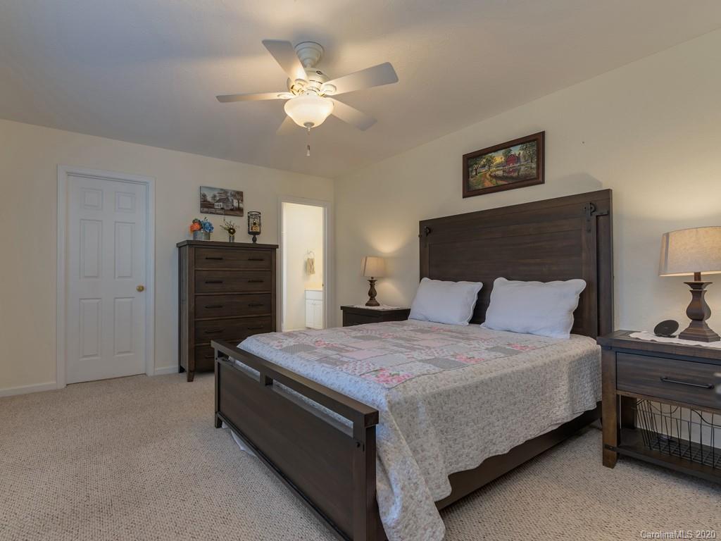 298 Macedonia Church Road Saluda, NC 28773 - Photo 30 of 48 Gallery Image 30