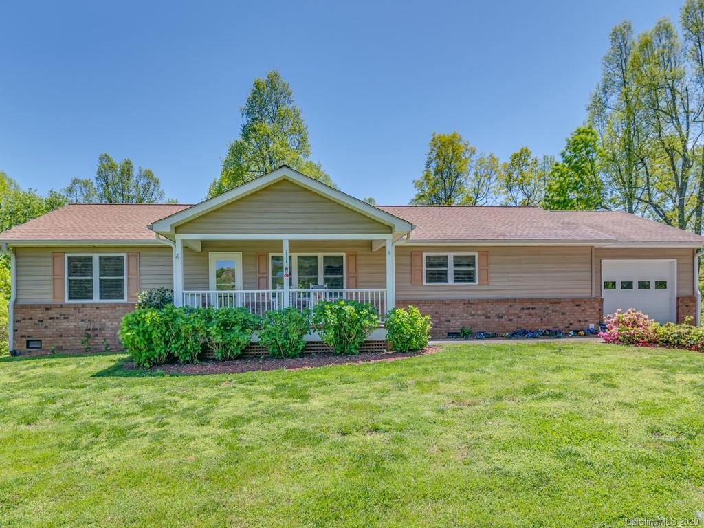 298 Macedonia Church Road Saluda, NC 28773 - Photo 4 of 48 Gallery Image 4