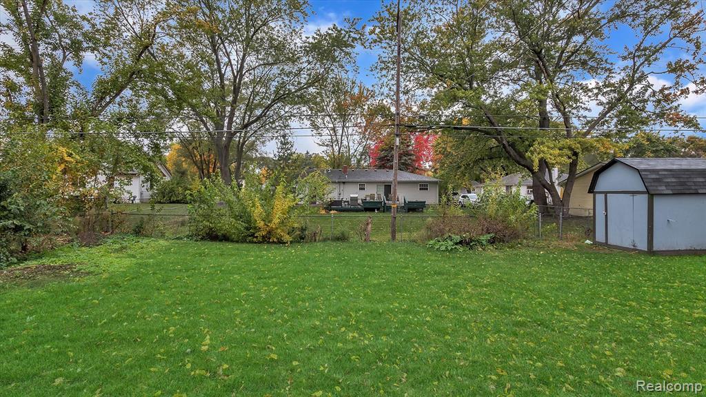 47285 Dequindre Road Rochester Hills, MI 48307 - Photo 40 of 52
