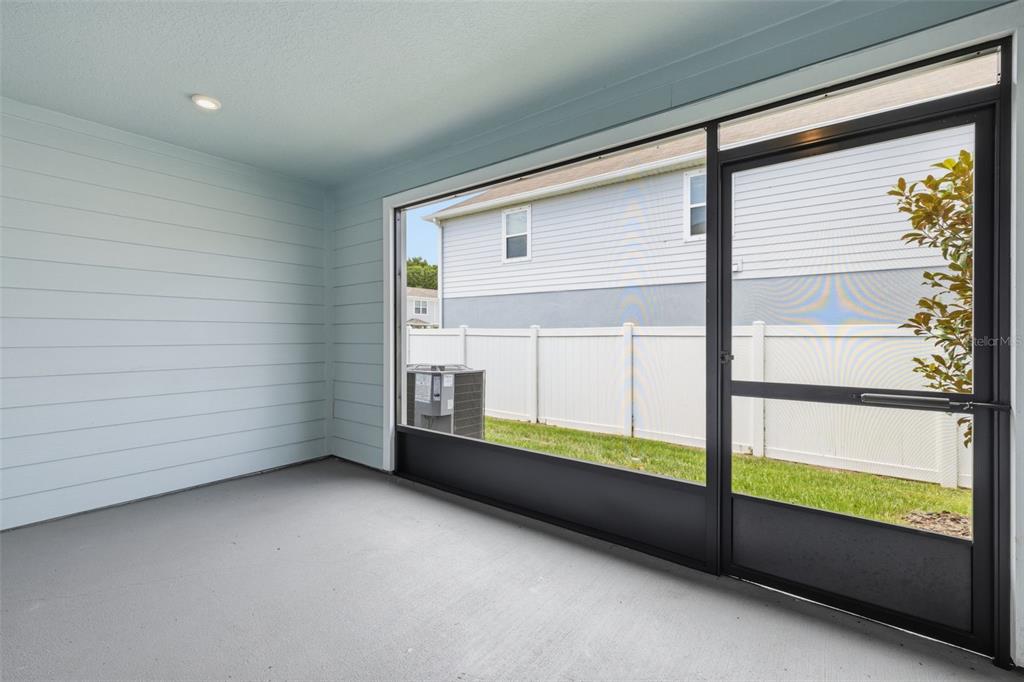 11385 Spectacled Drive New Port Richey, FL 34654 - Photo 3 of 27