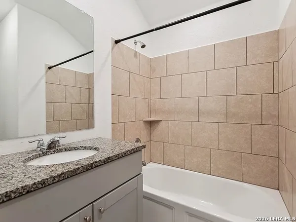 $1,750 | 10706 Erinita Way, Converse, TX 78109