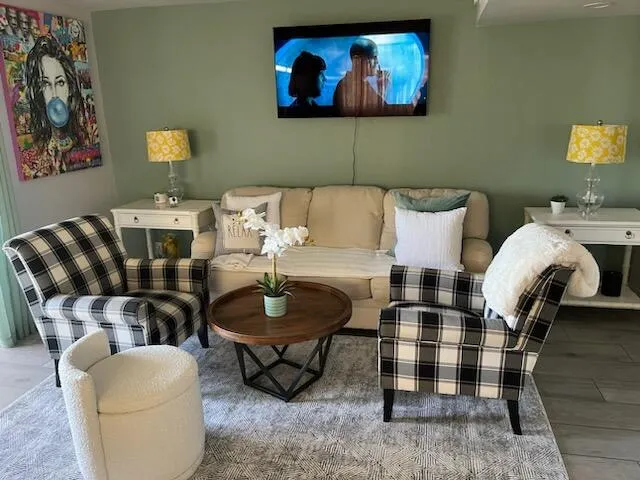 $2,290 | 5301 East Waverly Drive, Unit 192, Palm Springs, CA 92264