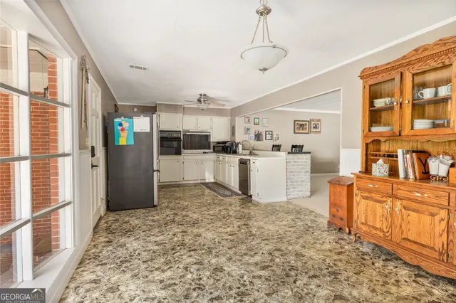 $380,000 | 625 Cooper Street, Perry, GA 31069