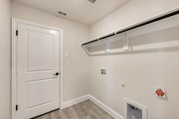 $430,000 | 4 Covey Lane, Sanger, TX 76266