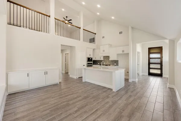 $430,000 | 4 Covey Lane, Sanger, TX 76266