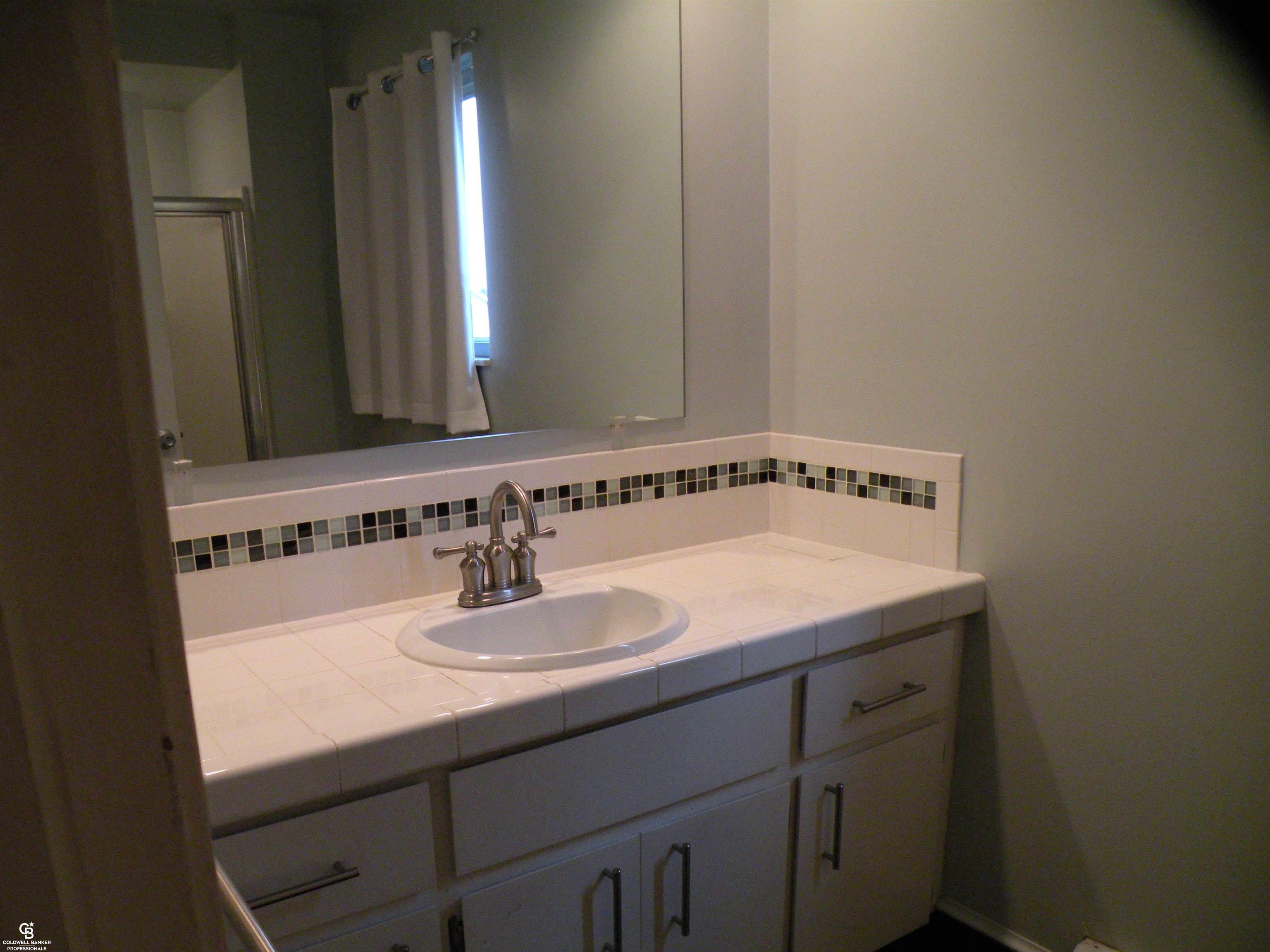 9028 Lindsey Road Casco, MI 48064 - Photo 13 of 46