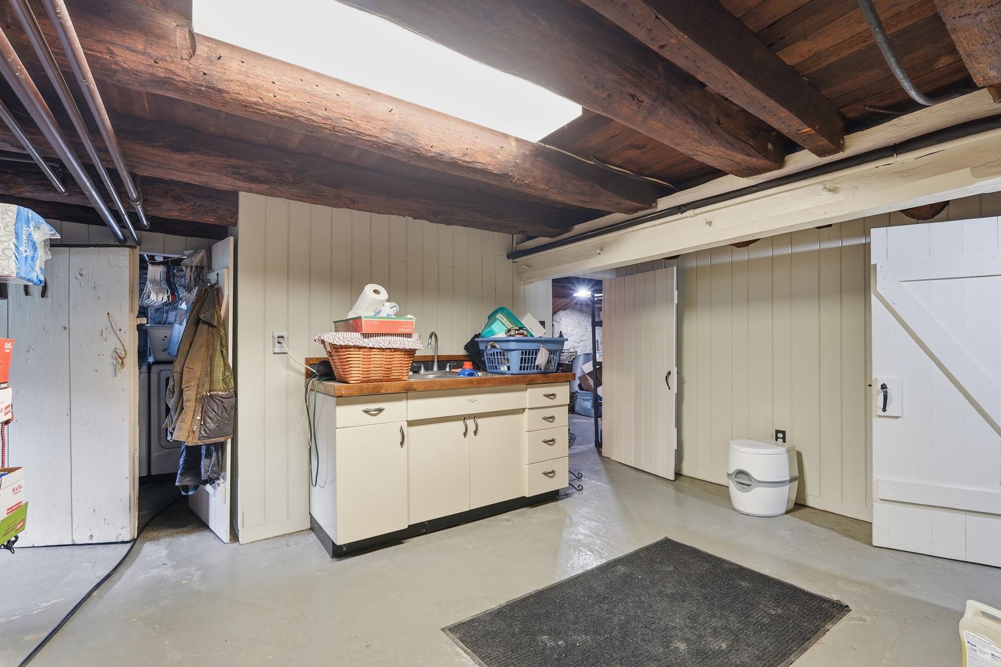 38863 Ridge Court Hamilton, VA 20158 - Photo 65 of 90 Lower Level