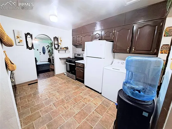 $174,900 | 1005 Jones Avenue, Pueblo, CO 81004