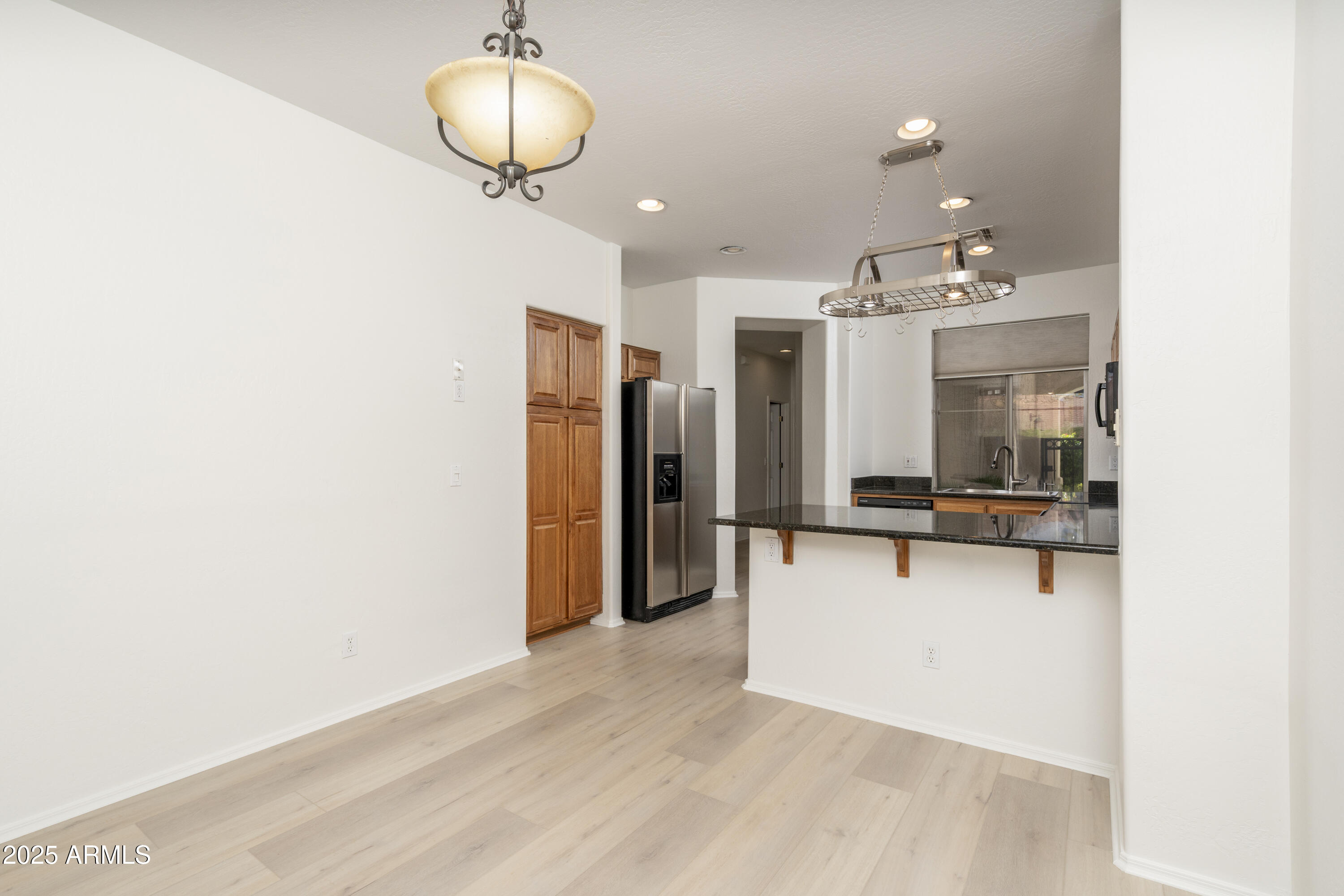 1024 East Frye Road, Unit 1090 Phoenix, AZ 85048 - Photo 7 of 31 Breakfast Bar