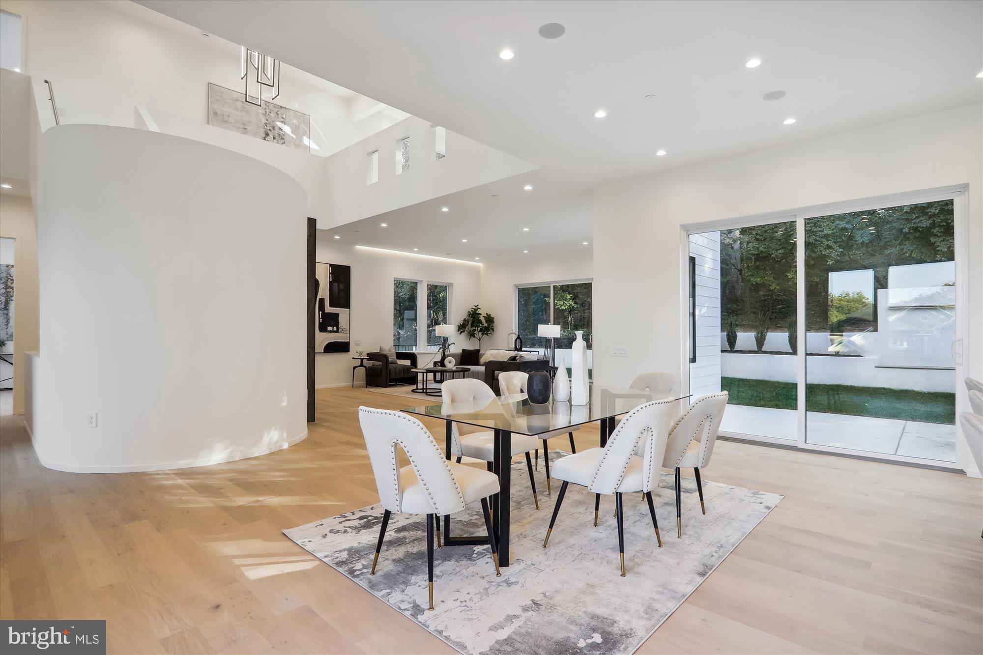 6530 East Halbert Road Bethesda, MD 20817 - Photo 12 of 82