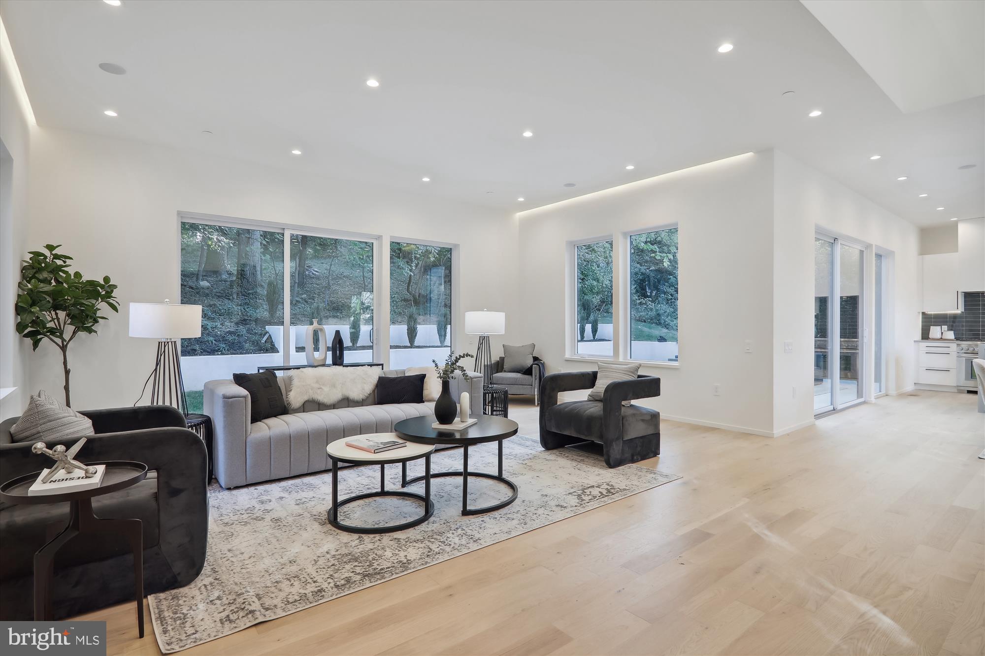 6530 East Halbert Road Bethesda, MD 20817 - Photo 19 of 82