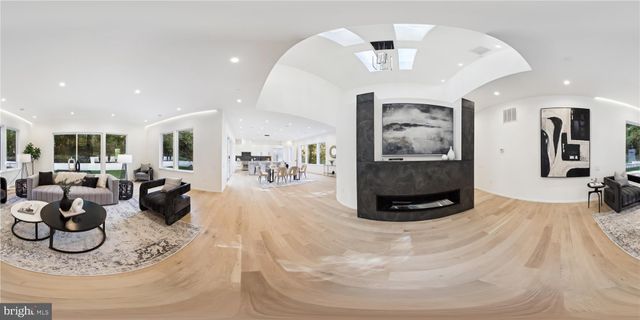 $2,450,000 | 6530 East Halbert Road, Bethesda, MD 20817