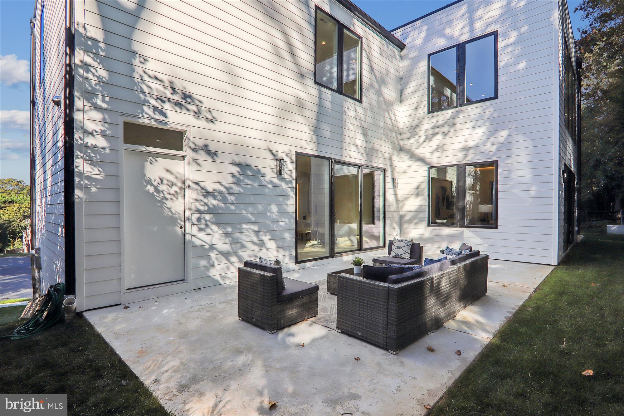 6530 East Halbert Road Bethesda, MD 20817 - Photo 22 of 82