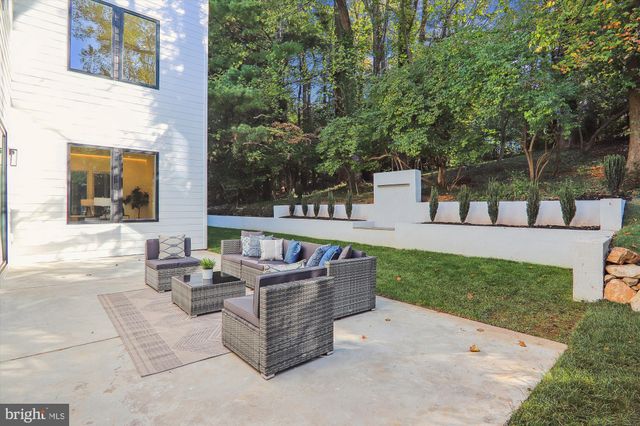 $2,450,000 | 6530 East Halbert Road, Bethesda, MD 20817
