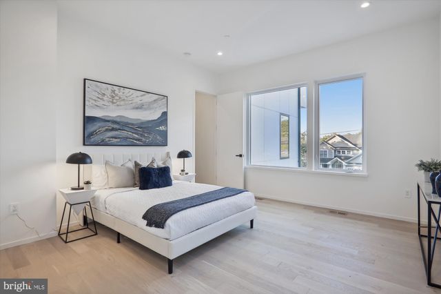 $2,450,000 | 6530 East Halbert Road, Bethesda, MD 20817