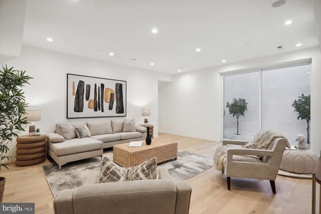 $2,450,000 | 6530 East Halbert Road, Bethesda, MD 20817