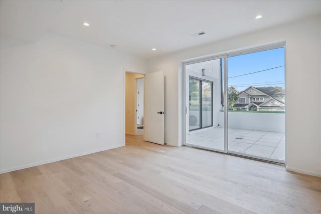 $2,450,000 | 6530 East Halbert Road, Bethesda, MD 20817