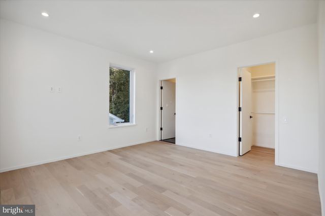 $2,450,000 | 6530 East Halbert Road, Bethesda, MD 20817