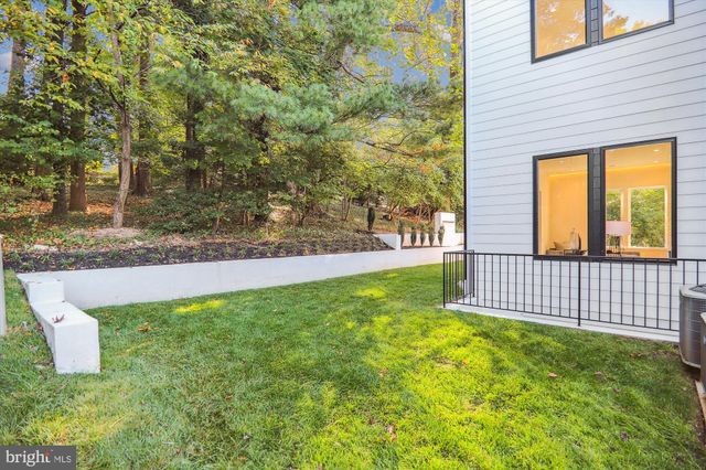 $2,450,000 | 6530 East Halbert Road, Bethesda, MD 20817
