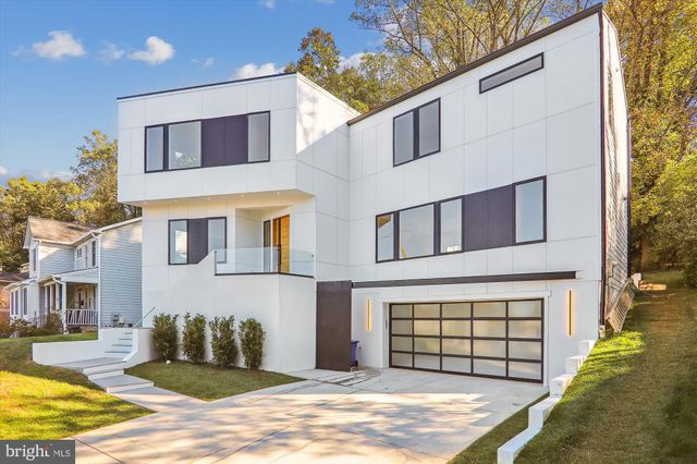 $2,450,000 | 6530 East Halbert Road, Bethesda, MD 20817