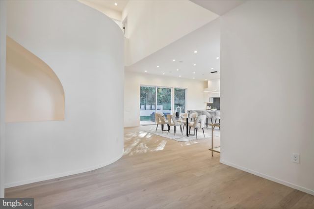 $2,450,000 | 6530 East Halbert Road, Bethesda, MD 20817