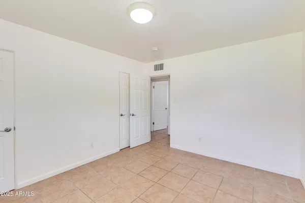 $3,700 | 4808 North 29th Place, Phoenix, AZ 85016