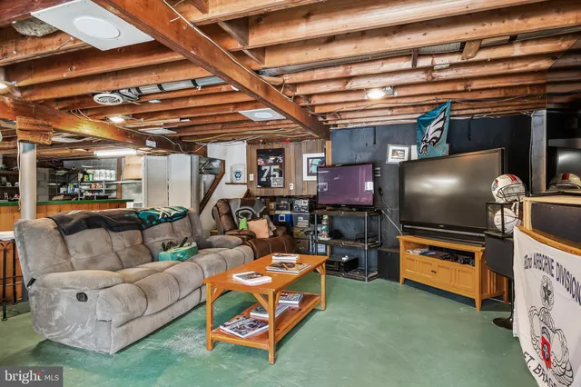 $599,900 | 225 Tuckerton Road, Medford, NJ 08055