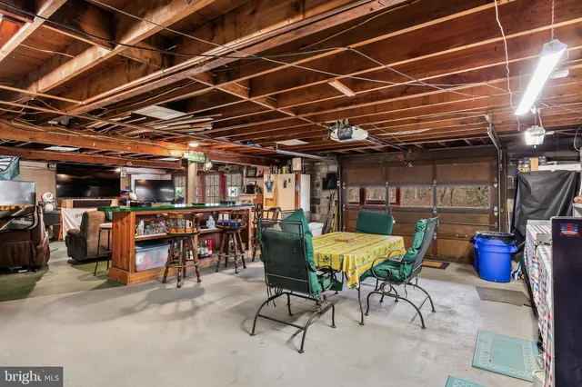 $599,900 | 225 Tuckerton Road, Medford, NJ 08055