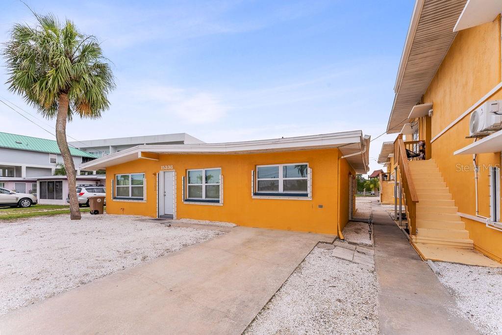 15398 2nd Street East Madeira Beach, FL 33708 - Photo 3 of 22