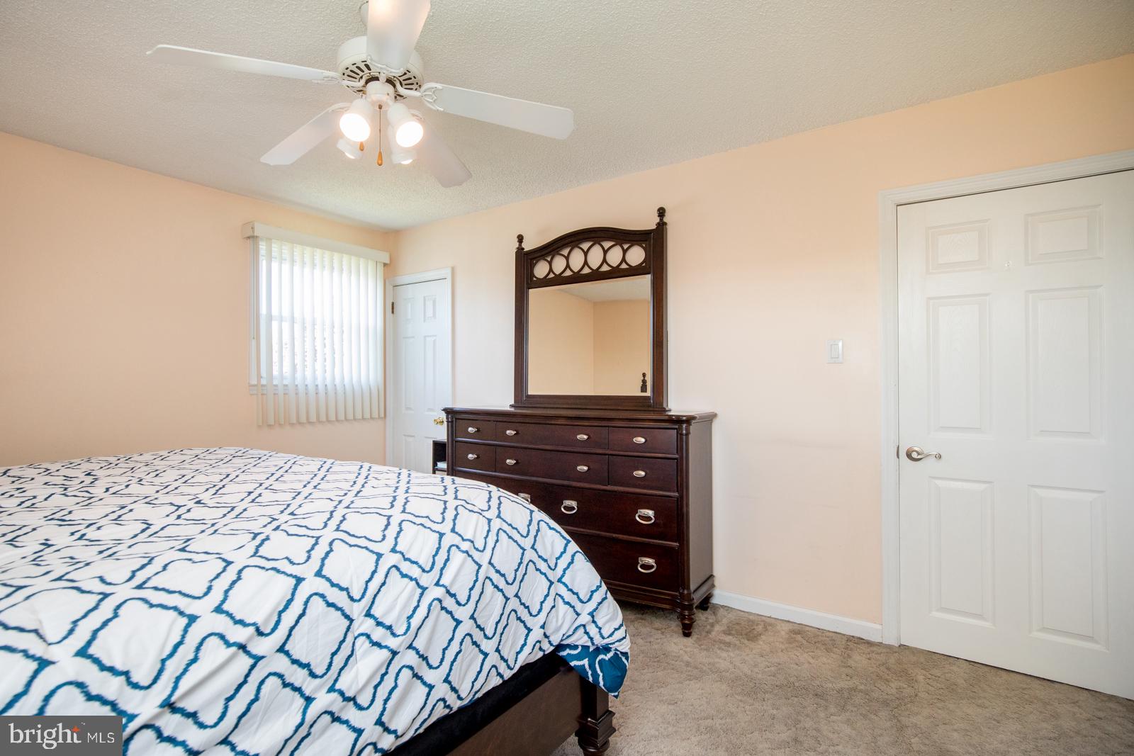 9979 Hardy Road Philadelphia, PA 19115 - Photo 13 of 38 Gallery Image 13