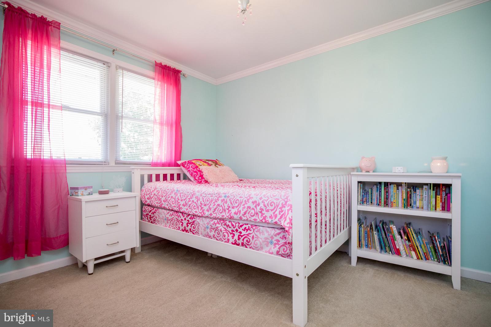 9979 Hardy Road Philadelphia, PA 19115 - Photo 16 of 38 Gallery Image 16