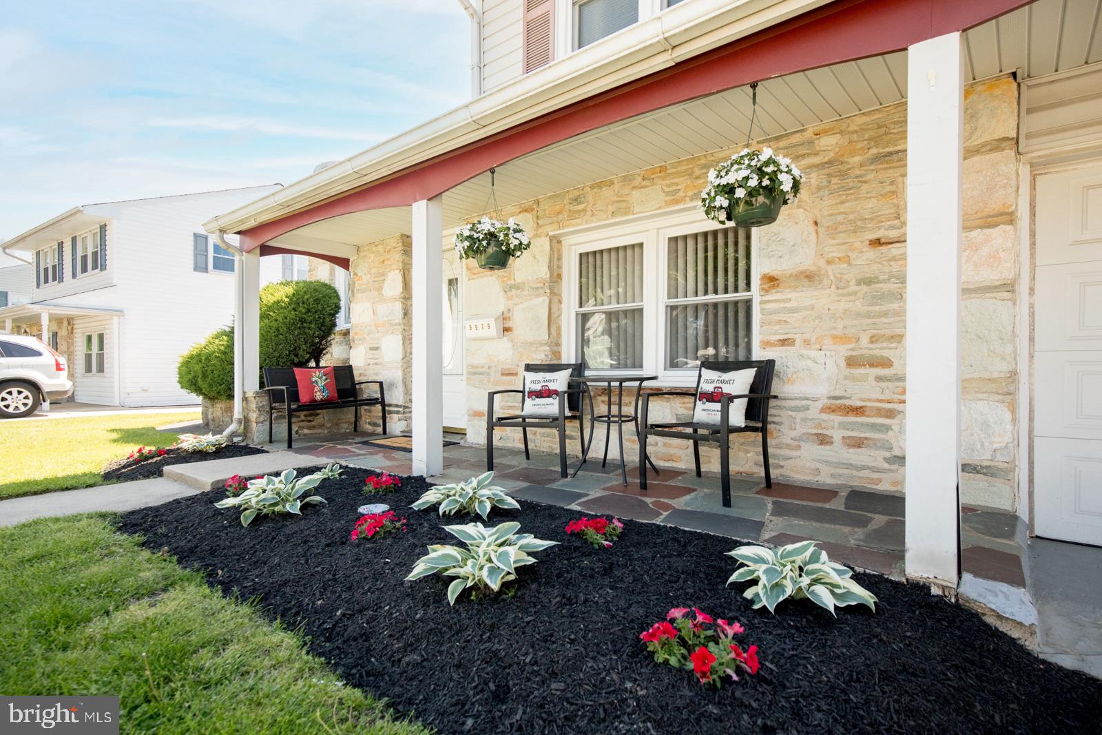 9979 Hardy Road Philadelphia, PA 19115 - Photo 4 of 38 Gallery Image 4