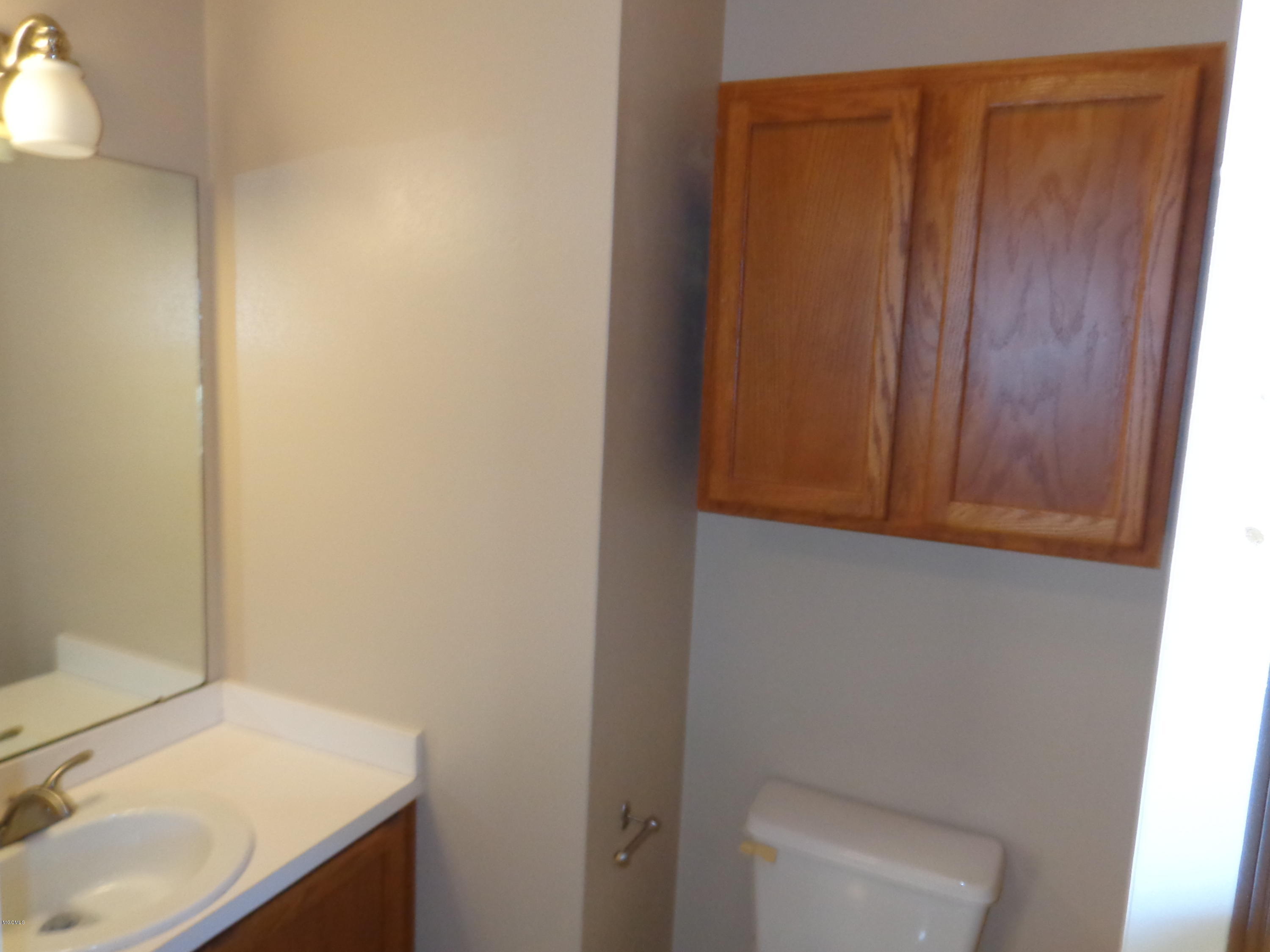 1041 Township Road Gulfport, MS 39507 - Photo 32 of 36 040