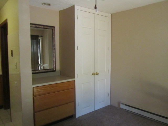 39 Bermuda, Unit 4 Fox Lake, IL 60020 - Photo 5 of 11