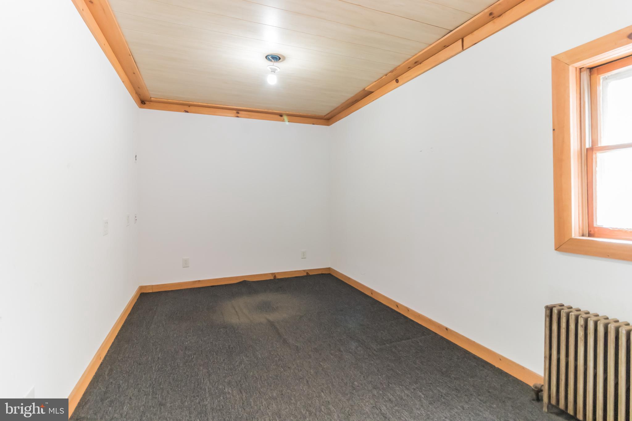 47 Cepp Road Perkiomenville, PA 18074 - Photo 25 of 40 2nd loft office space