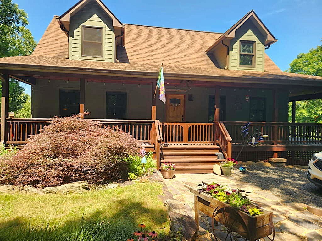 1400 Rustic Road West Jefferson, NC 28694 - Photo 2 of 31 Gallery Image 2