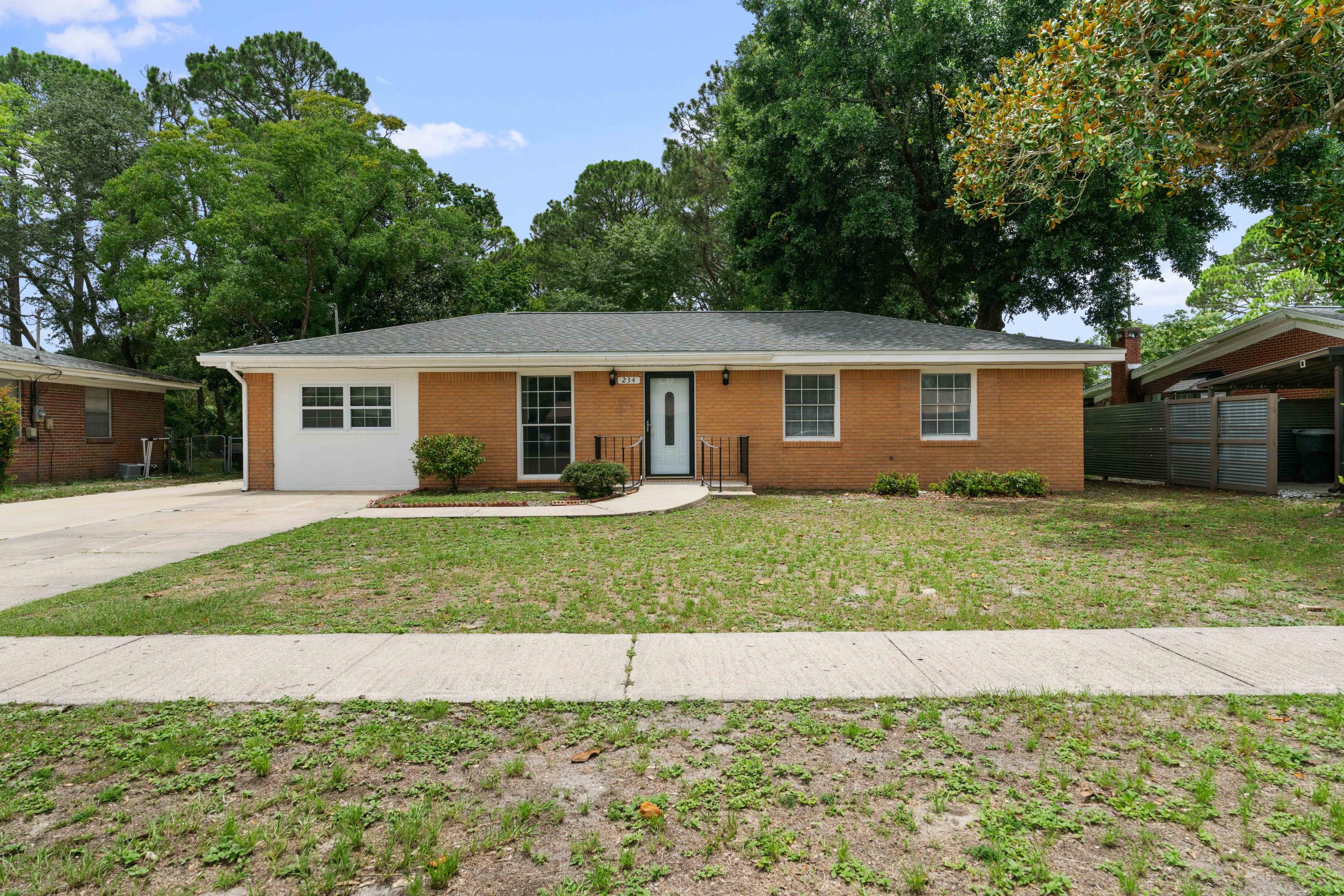 234 Santa Rosa Street Southwest Fort Walton Beach, FL 32548 - Photo 2 of 22 Gallery Image 2